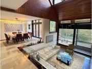 Vivienda de lujo en venta Nueva Caracas, Venezuela