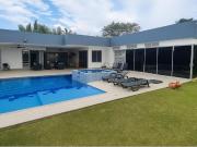 Casa de campo de alto standing de 4 dormitorios en venta...