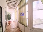 VIVIENDA DE TRES PISOS INDEPENDIENTES EN EL CENTRO DE...