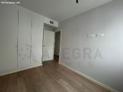 Vivienda en 6ª planta con terraza y vistas a la piscina...