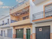 Vivienda en C/ Umbrete, Sevilla