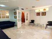 VIVIENDA EN VENTA EN PLENA AVENIDA