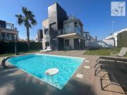 Vivienda exclusiva de 140 m2 en venta Orihuela, España