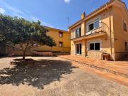 Vivienda exclusiva de 230 m2 en venta Mont ras, España