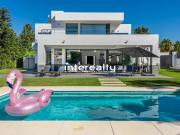 Vivienda exclusiva de 300 m2 en venta Estepona, España Vivienda exclusiva de 300 m2 en venta Estepona, España