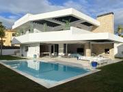 Vivienda exclusiva de 310 m2 en venta Marbella, España