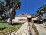 Vivienda exclusiva de 314 m2 en venta Vallirana, España