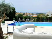 Vivienda exclusiva de 383 m2 en venta Estepona, España