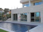 Vivienda de alto standing de 550 m2 en venta Calonge, España