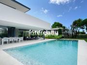 Vivienda exclusiva de 668 m2 en venta Marbella, Andalucía