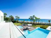 Vivienda exclusiva de 964 m2 en venta Marbella, España