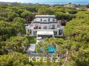 Vivienda exclusiva de 987 m2 en venta Marbella, España