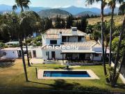 Vivienda exclusiva en venta Estepona, España