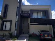 Vivienda exclusiva en venta Floridablanca, Colombia