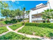 Vivienda lujo 3 dormitorios, garaje, piscinas, golf en...