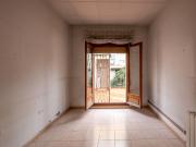 Vivienda unifamiliar de tres plantas en zona peatonal de...