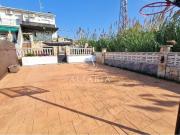 Vivienda unifamiliar reformada, situada en una parcela...