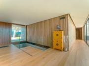 Vivienda vanguardista con alma natural