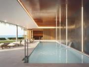 Vivir con Mayúsculas en la Costa del Sol, Benalmádena