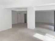 VL3845 Neuwertige, lichtdurchflutete Laden oder...