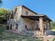 Vocabolo Pescara 66 7 vani 160mq