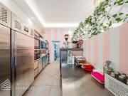 Voll ausgestattetes Café Konditorei Lokal französischer...