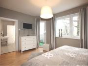 Voll möblierte 1 Zi. Whg. mit Südwest Balkon direkt an...