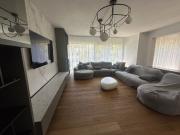 VOLL MÖBLIERTE LUXUSWOHNUNG mit 300 m² Privatgarten im...