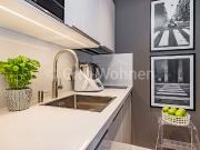 Voll möblierte Wohnung mit Balkon im 14. Stock auf...