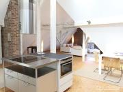 Voll möbliertes Loft in historischer Villa in direkter...