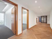 Vollausgebauter Geschäftssitz zur Alleinnutzung direkt...