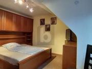 VOLLAUSGESTATTET UND BEREIT