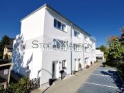 VOLLAUSGESTATTETES KFW40 STADTHAUS NÄHE U1 & AIRPORT