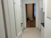 Vollmöblierte 1 Zimmer Altbauwohnung mit Aufzug