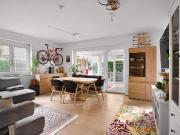 Vollmöblierte 2 Zimmer Wohnung mit Wintergarten,...