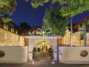 Vollmöblierte Drei Zimmer Wohnung in einem exklusiven...