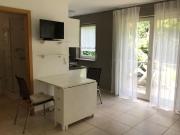 Vollmöblierte Einliegerwohnung mit Terrasse zu vermieten