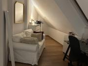 Vollmöbliertes WG Zimmer mit eigenem Bad direkt neben...