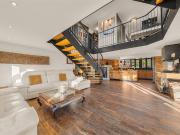 Vollständig renoviertes Gebäude mit Charakter und...