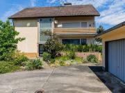 Vollvermietetes, gepflegtes 3 Familienhaus mit...