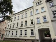 Vollvermietetes und großes MFH mit Balkonen und...