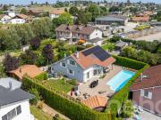 VON ARCHITEKTEN ENTWORFENE VILLA MIT SWIMMINGPOOL IN...