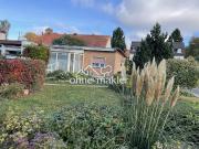 Von Privat ! Einfamilienhaus mit Garage und Sonnengrundstück