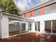 von privat + Stadthaus in Schwabing ab sofort