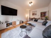 Von privat zu vermieten Südstadt, top möbliert und...