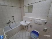 günstige 2 Zimmer Wohnung mit Aufzug im Haus und EBK
