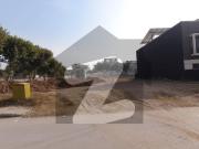 VOrner Plot 10 Marla Residential Plot for sale in Bahria...