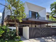VTG FOR SALE: 5 Bedroom Single Family House in Merville...