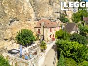 Vue exceptionnelle depuis cette maison unique située...