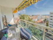 Vue mer à 10 Minutes à pied rue d'Antibes Cannes...